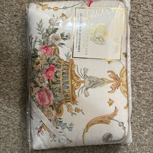 100% Cotton Court of Versailles Luxury Standard Pillow Sham